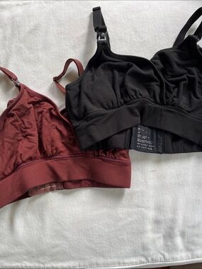 Set of two nursing bras- storq 
Size small